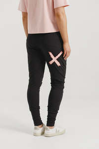 Homelee Apartment Pants - Black with Blossom Berry X