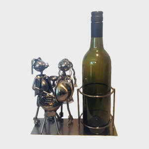 J M: J & M Wine Bottle Holder - BBQ Couple