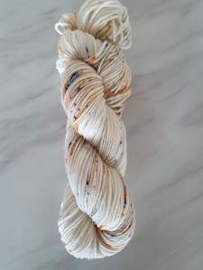 8 Ply Yarn Dk: Koi - DK 8ply merino