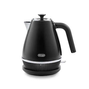 Jugs Kettles: Delonghi Distinta Moments Kettle - Black KBIN2001BK...