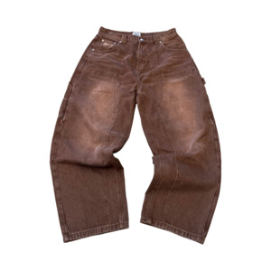 Frontpage: Double Knees Brown