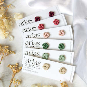 Jewellery: Knot Stud Earrings