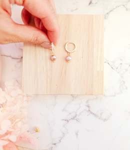 Jewellery: Baroque Fresh water pearl huggie