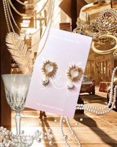 Emilys Atelier Nz: Sun freshwater pearls stud