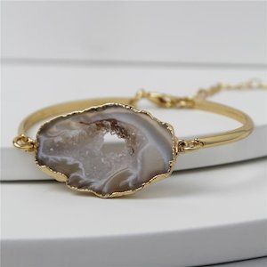 Affordable Jewellery: Agate geode bracelet