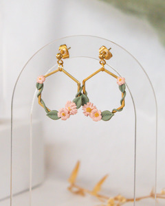 Jewellery: Blush Ivy Earrings