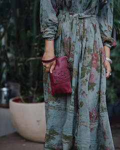 Handbags: Kompanero Nerine Berry Leather Cross/clutch/Shoulder Bag