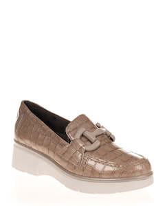 Casual: Pitillos 10053 Piedra Croco Patent Leather Loafer Casual Shoe