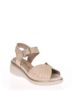 Sandals: Pitillos 10343 Oro Leather Low Wedge Sandal