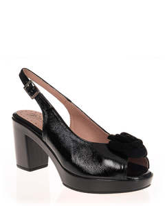 Mid Heels: Pitillos 20120 Black Patent Leather Heel