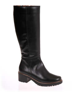 Comfort Boots: Pitillos 20224 Black Leather Long Boot