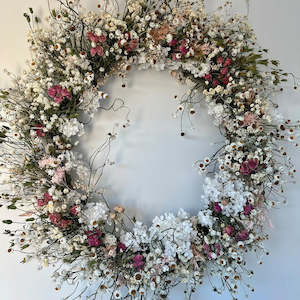 100: Dried Wreath Classes February 2025