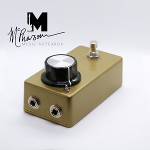 Products: The Golden Gizmo™️ Zero Volt Pickup Booster – McPherson Stompboxes NZ