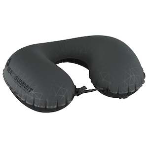 Travel Accessories: Sea to Summit Aeros Ultralight Traveller Pillow