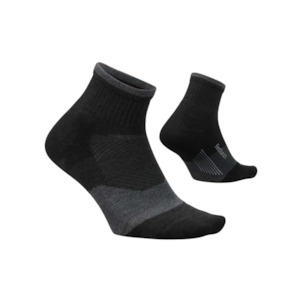 Clothing: Feetures Trail Max Cushion Quarter Socks