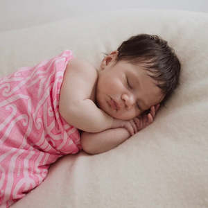 Taurikura Wrap Pink - Hawaiiki Pepi