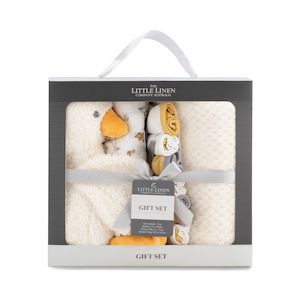 Babyshower Gifts: Little Linen Boxed Gift Set - Fluffy Duck
