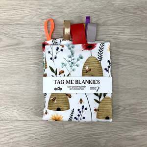 Tag-Me Blankie | Floral Beehive