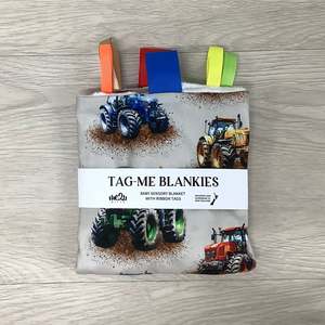 Tag-Me Blankie | Tractors & Mud