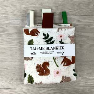Tag-Me Blankie | Squirrels - cream