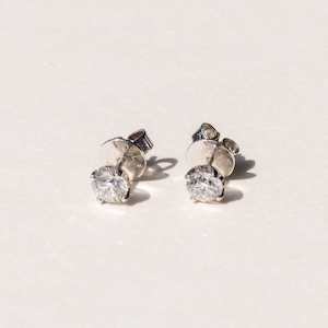 Riley Diamond Stud Earrings