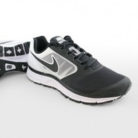 Products: Zoom Vomero+ 8