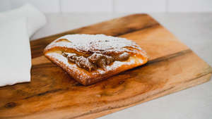 Frontpage: Dulce de Leche turnover