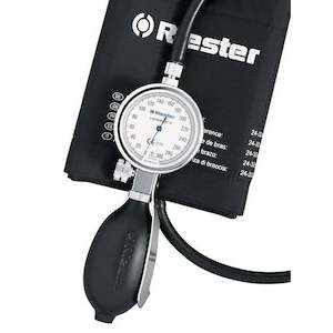 Aneroid Sphygmomanometers: Riester minimus II Aneroid Sphygmomanometer