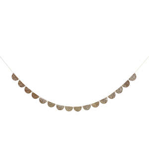 Garden Tea Party: Gold Glitter Scallop Garland