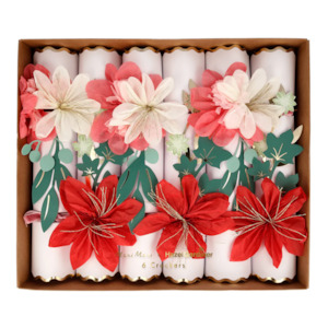 Christmas: Hazel Gardiner Large Flower Crackers