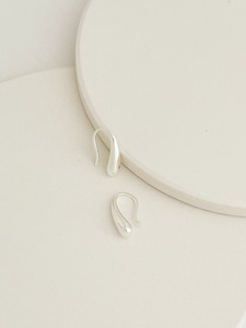 Isla Hook Earrings Silver