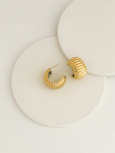 Odette Hoops Gold