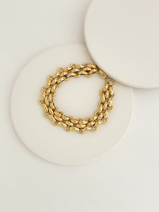 Bracelets: Lola Bracelet Gold