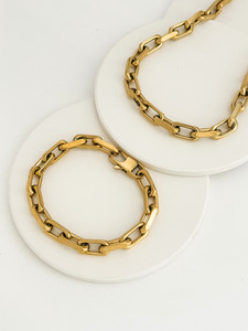 Necklaces: Alice Necklace & Bracelet Set