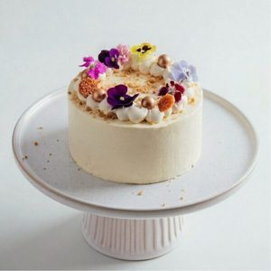 Products: Hojicha Feijoa Cake MEMO Cakery