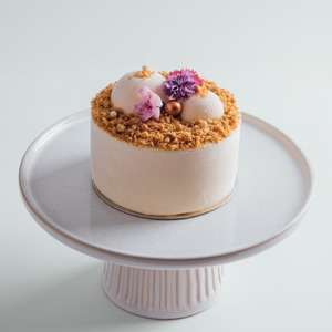 Banoffee Mini Cake in Auckland - MEMO Cakery