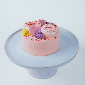 Mini Lychee Strawberry Cake - MEMO Cakery