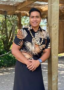 Men: Mika Shirt - Goldstone