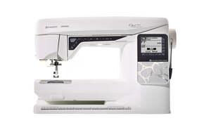 Quilting Machines: Husqvarna Opal 690Q
