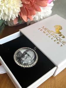 Photo Charms Custom Wedding Accessories: DIAMOND PHOTO BOUQUET CHARM