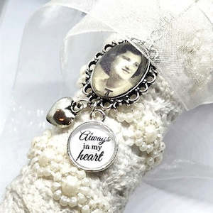 Photo Charms Custom Wedding Accessories: ALWAYS IN MY HEART PHOTO BOUQUET CHARM