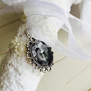 Photo Charms Custom Wedding Accessories: FILIGREE PHOTO BOUQUET CHARM