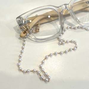 Life Accessories: GOLD PEARL GLASSES CHAIN