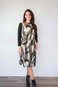 Merric Sleeveless Wrinkle Print Dress