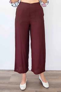 New In Bottoms: Larosela Wide-Leg Soft Pants With Side Pockets