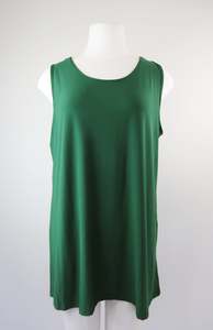 Bottoms Skirts: Merric Elastic Slim-fitting base layer Skirt