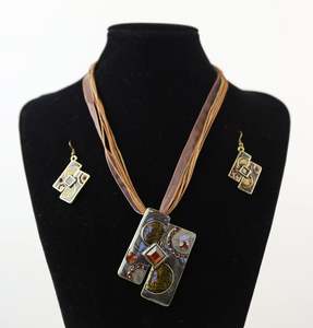 Necklace: Vintage Gemstone Necklace and Earring Set