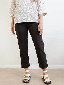 Larosela Seven-Eights Stretchy-Light Pants