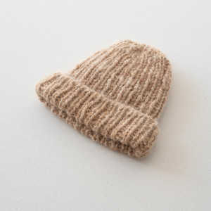 Knitwear: The Beanie / Sand