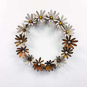 Daisy Chain Metal Flower Wreath #33